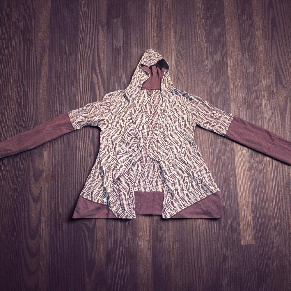 (PRANA) Graceful WrapWomens Size Large, Plum Hooded Long Sleeve.Relaxed Fit.